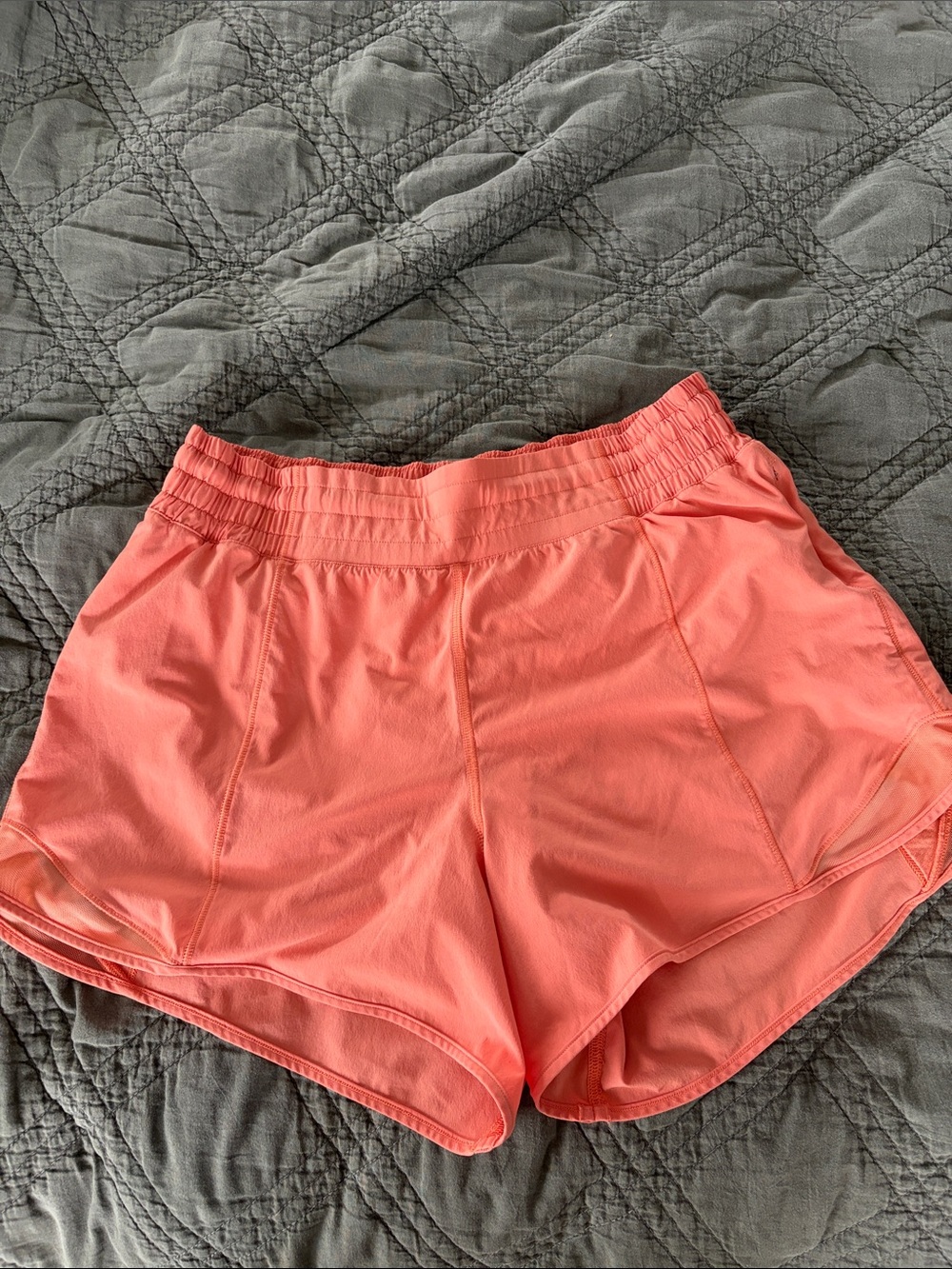 lululemon athletica Coral Hotty Hot lined Shorts 4”